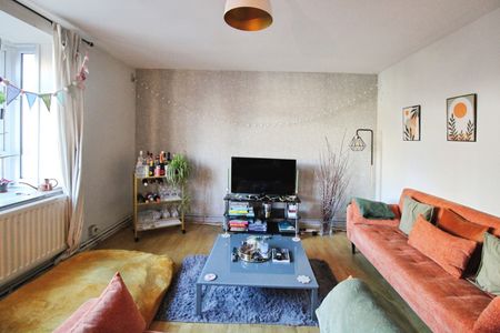 Tonsley Street, London, SW18 1BL - Photo 2