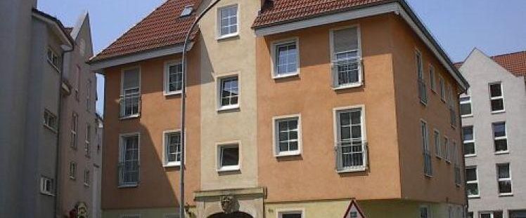 Preisgünstig Wohnen - Nähe Schlossteich! - Photo 1