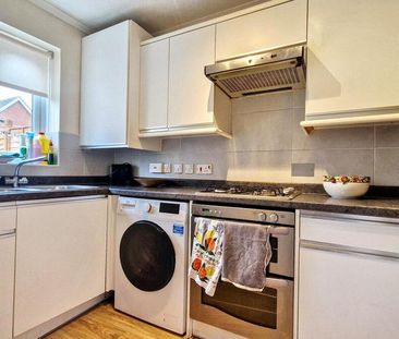 2 bedroom end of terrace house to rent - Photo 5