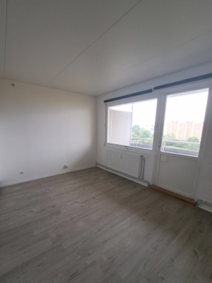 Thomsons väg 30 A, Kryddgården - Photo 1
