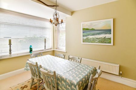 3 bedroom detached house to rent - Photo 5