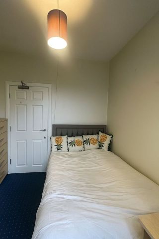 Room in a Shared House, Rosa Road, S10 - Photo 5