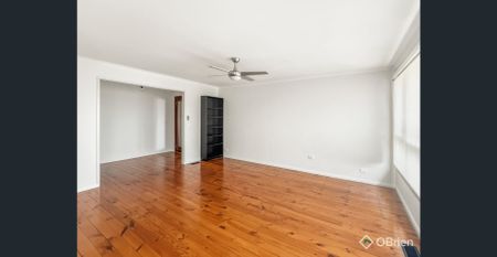 Charming Home In A Fantastic Location! - Photo 2