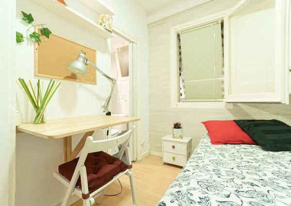 Carrer de Sicília, Barcelona, Catalonia 08013