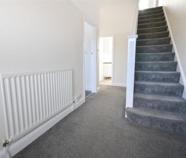 3 Bed Terraced House, Martin Way, SM4 - Photo 1