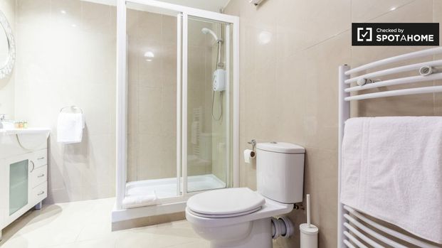 1-bedroom apartment for rent in Ballsbridge, Dublin - Photo 1