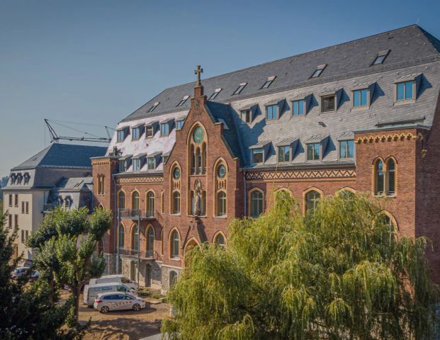 Stilvolle 2 Zimmerwohnung mit Dachterrasse im historischen Kloster von Limburg! - Photo 1