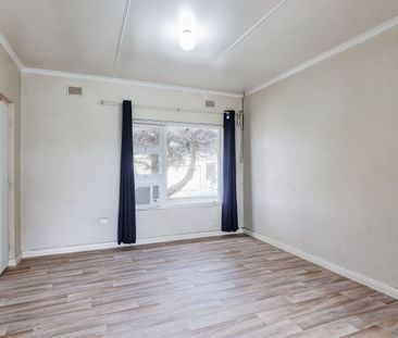 So Close To The Beach! - Photo 1