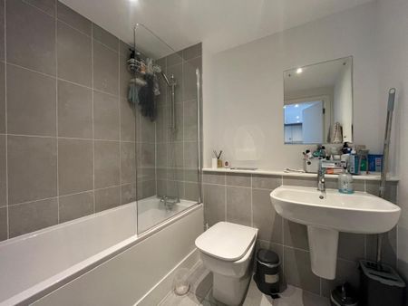1 bedroom flat to rent - Photo 5