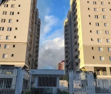 Apartamento com 2 quartos e 48m² para alugar em Santa Terezinha, Sa... - Photo 1