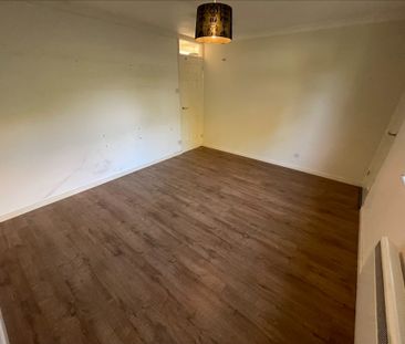 2 bedroom bungalow to rent Repton Close, Luton, LU3 - Photo 1