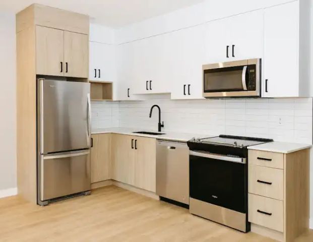 10 Mins from Downtown Brand New 1 Bedroom Basement! | 3003 33A Avenue Southeast, Calgary - Photo 1