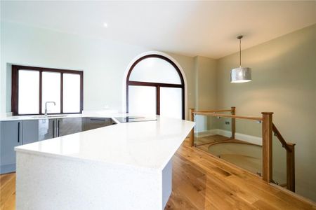 2 bedroom duplex to rent - Photo 3