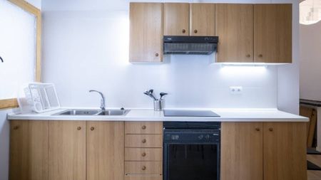 Avenida de Peris y Valero, Valencia, Valencian Community 46006 - Photo 3