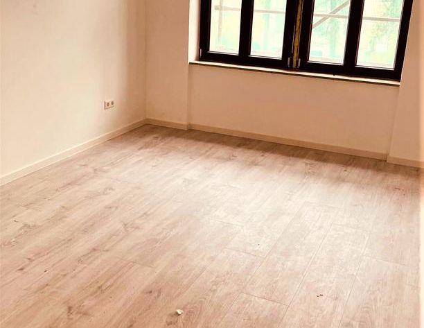 Gepflegte 2-Zimmer Dachgeschosswohnung mit Einbauküche in Meißen - Foto 1