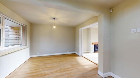 3 bedroom House To Let Total Size: 958 SQ FT - Photo 3