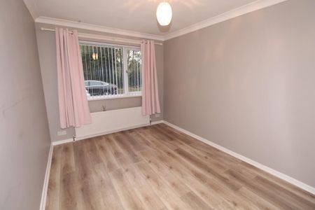 6 Twinburn Way, BT370EH - Photo 2