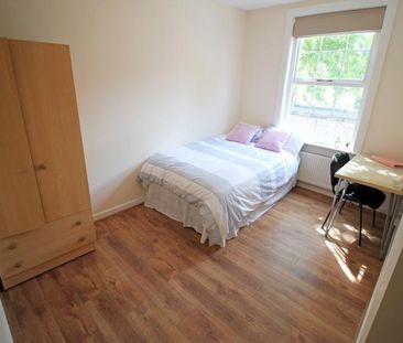 6 bedroom townhouse to rent - Photo 5