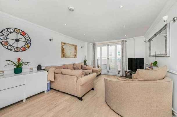 Cotton Row, Wandsworth Town, SW11 - Photo 1