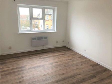 Mulberry Gardens, Witham, CM8 - Photo 5