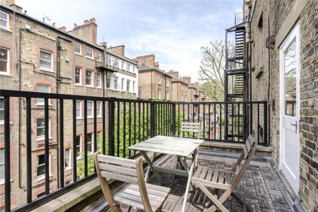 2 bedroom flat to rent - Photo 4