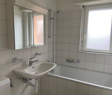 Charmante 4.5-Zimmer-Wohnung mit Balkon - Photo 3