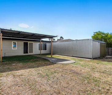 32 Whittaker Avenue, Laverton - Photo 1