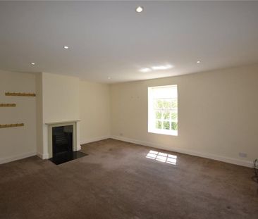 4 bedroom detached house to rent - Photo 1
