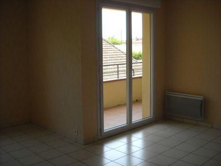 Location - Appartement - 3 pièces - 66.10 m² - montauban - Photo 2