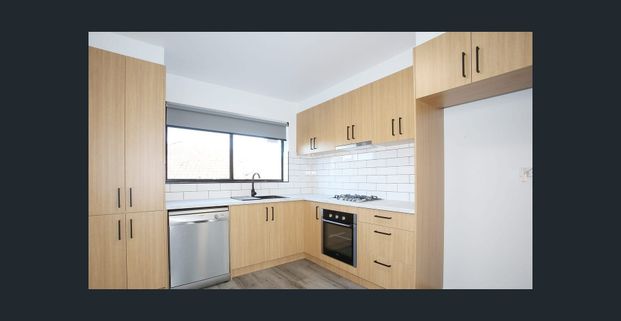 2 bedroom modern unit - Photo 1