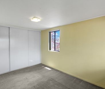 Well Maintained Townhouse with Convenience! Move in Now! - Photo 1