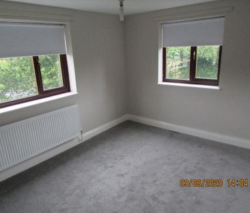 3 bedroom apartment to rent - Photo 2