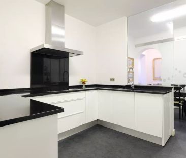 Stylish room for rent in 3-bedroom apartment in Salamanca - Foto 6