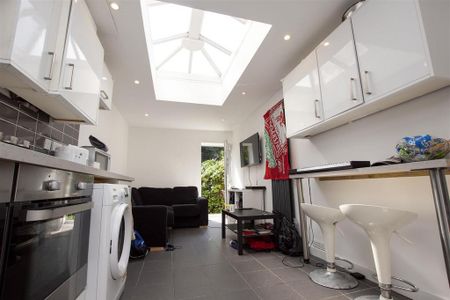 6 bedroom house to rent - Photo 5