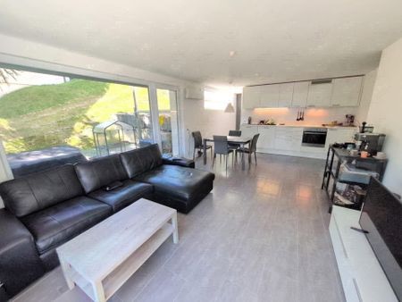 3.5-Zimmer-Wohnung mit Garten & zusätzlichem Raum in Malix - Foto 2