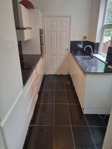 3 bedroom house on Bolingbroke Road, Coventry, CV3 1AP - Photo 3