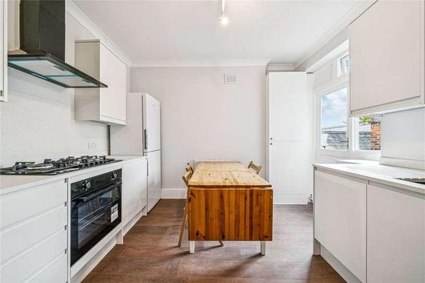 Cavendish Gardens, Trouville Road, SW4 - Photo 1