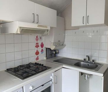 Hill Rise, Greenford, UB6 - Photo 6