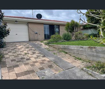 43 Elouera Crescent, Forster, NSW 2428 - Photo 2