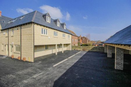 Hensington Road - Photo 4