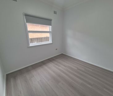 3 Bedroom Home with Large Backyard space!!! - Photo 3