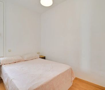 Barcelona - Photo 2