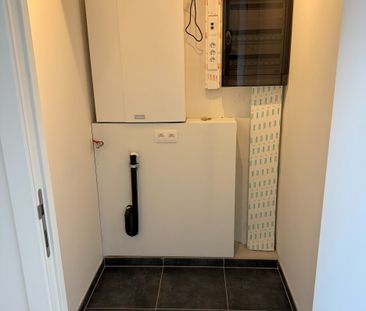 Gelijkvloers instapklaar 1 slaapkamer appartement met terras, autos... - Photo 5