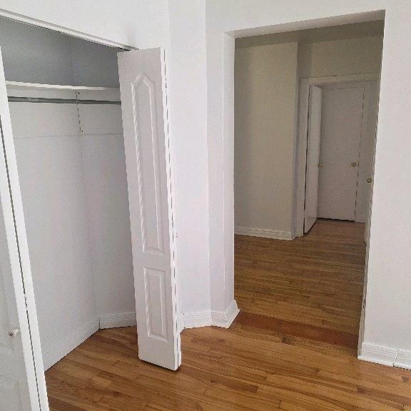 3 1/2 ensoleillé, près de l'université etc. - Photo 1