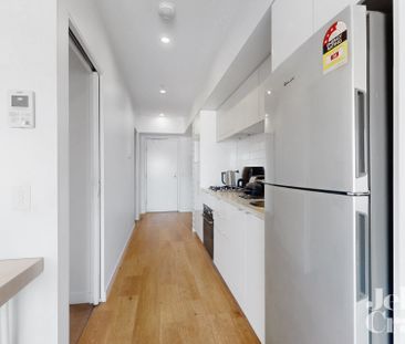 202/43 High Street, Glen Iris - Photo 4