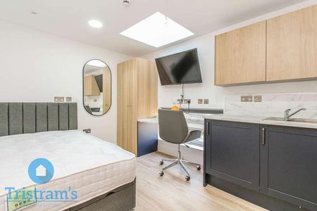 Edath *inc Bills* - Lenton Boulevard, NG7 - Photo 4