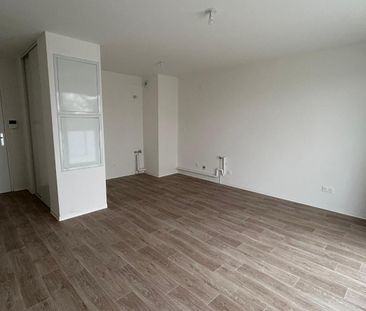 Location Appartement 1 pièce 28m² MULHOUSE 68100 - Photo 2