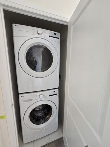 For Lease - 15 Watergarden Drive Unit# 2106, Mississauga, Ontario - Photo 4