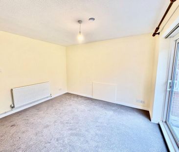2 bedroom semi-detached bungalow to rent - Photo 1