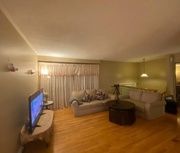 For Lease - 656 Abana Road, Mississauga, Ontario - Photo 3